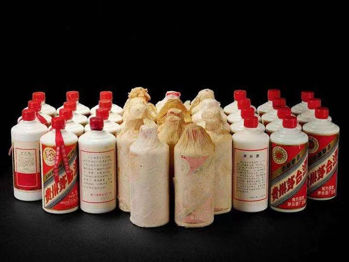 新邱日照岚山回收酒价格哪里回收(附近上门回收茅台酒）?